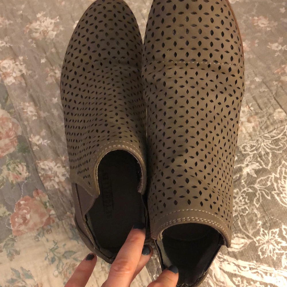 Brown ankle boots